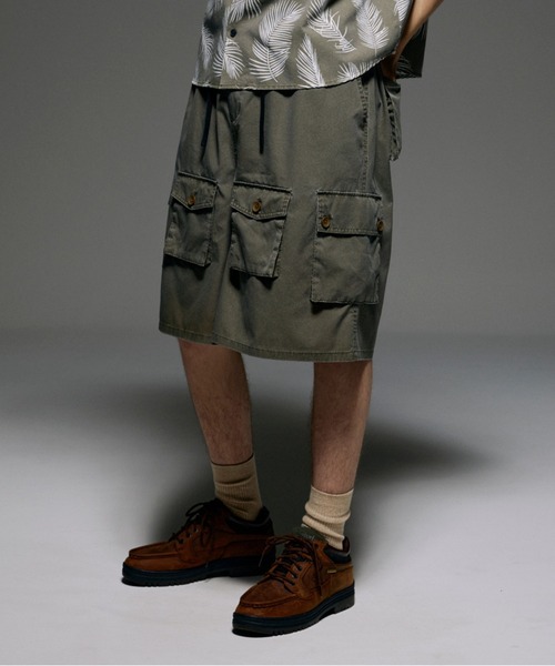 BEAVER(ビーバー)の「B omnivore/ビーオムニボー PIGMENT WIND CLOTH W CARGO SHORTS(その他パンツ・メンズ・ブラック/オリーブ・M/L)」の13枚目の写真