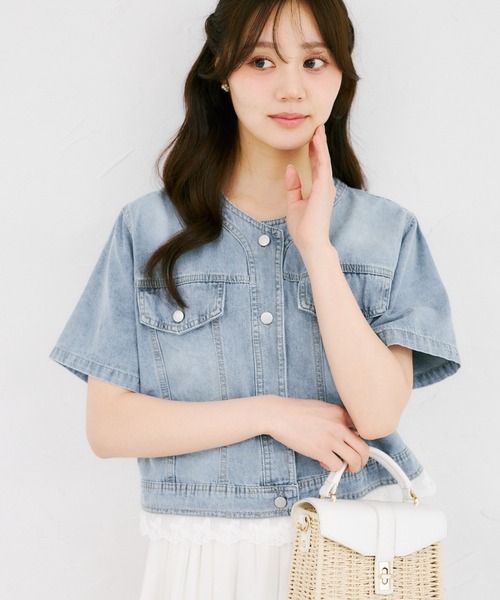 tocco closet(トッコ クローゼット)の「【ZOZO限定】リボンレースヘム半袖デニムジャケット(デニムジャケット・レディース・ブルー/ライトブルー・M)」の2枚目の写真