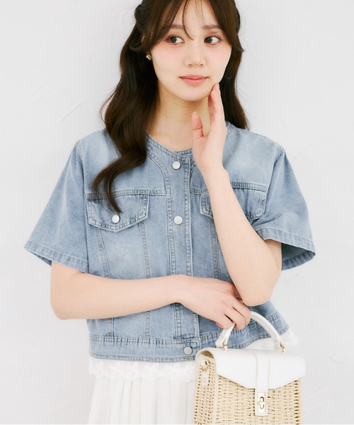 tocco closet(トッコ クローゼット)の「【ZOZO限定】リボンレースヘム半袖デニムジャケット(デニムジャケット・レディース・ブルー/ライトブルー・M)」の5枚目の写真