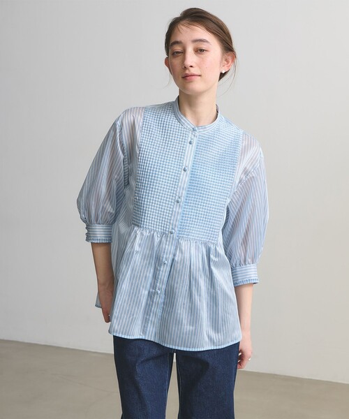 UNITED ARROWS(ユナイテッドアローズ)の「シルキー ピンタック ブラウス ‐ウォッシャブル‐(シャツ/ブラウス・レディース・ネイビー/オフホワイト/その他7・FREE)」の3枚目の写真