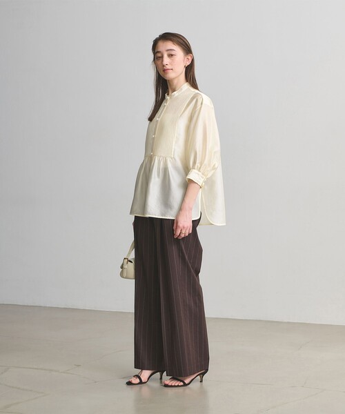 UNITED ARROWS(ユナイテッドアローズ)の「シルキー ピンタック ブラウス ‐ウォッシャブル‐(シャツ/ブラウス・レディース・ネイビー/オフホワイト/その他7・FREE)」の18枚目の写真