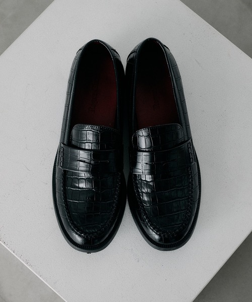 Regen Glanz ローファー synthetic leather croc-embossed loafers / シンセティックレザー