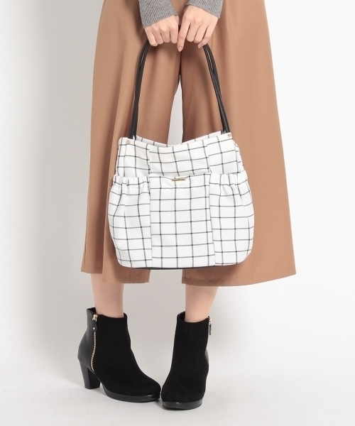 HusHusH（ハッシュアッシュ）の「多ポケットバルーントートバッグ（トートバッグ・レディース・ブルー系1/ブルー/グリーン/ホワイト・00）」の8枚目の写真