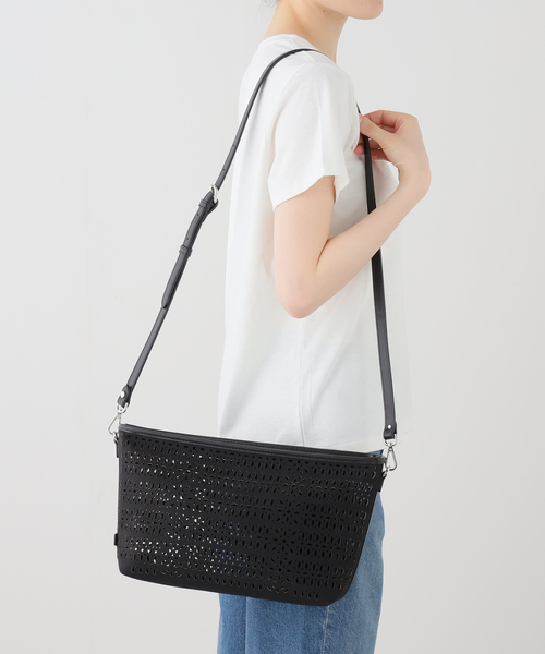 Spick & Span(スピックアンドスパン)の「GIANNI CHIARINI / ジャンニ キアリーニ MASHUP(ショルダーバッグ・レディース・ブラック・FREE)」の10枚目の写真