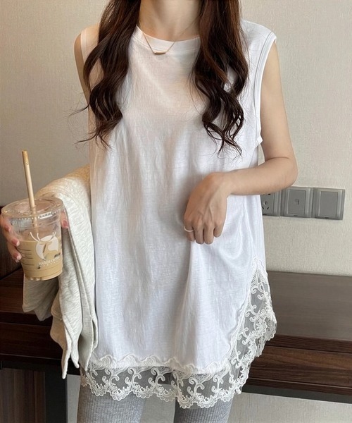 HAILY(ヘイリー)の「裾スカラップレースチュニック丈ノースリーブトップス(Tシャツ/カットソー・レディース・ホワイト/ブラック・FREE)」の3枚目の写真