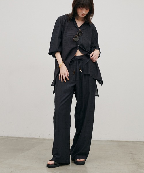 LARUTA(ラルータ)の「【LARUTA】パネル刺繍シャツ(シャツ/ブラウス・レディース・アイボリー/ブラウン/ブラック・FREE)」の22枚目の写真