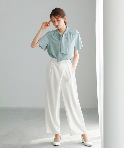 WHITE JOOLA(ホワイトジョーラ)の「【 接触冷感・洗える 】 ソフトデシン・ボウタイフレアブラウス(シャツ/ブラウス・レディース・ピンク/オフホワイト/グリーン・M/S/L)」の12枚目の写真