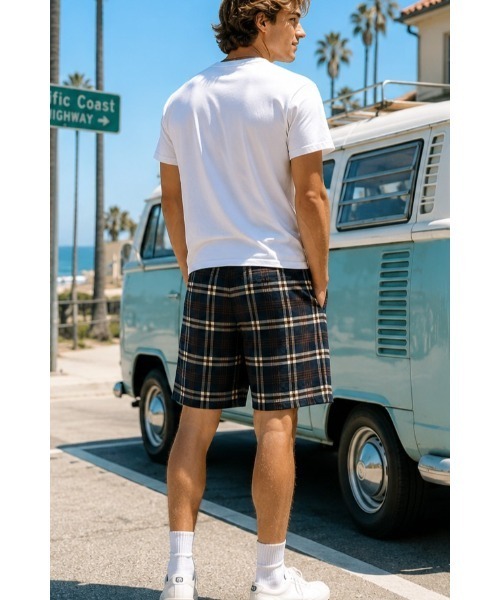 Sakka(サッカ)の「オンブレチェックショートパンツ(その他パンツ・メンズ・ネイビー・LARGE/MEDIUM)」の2枚目の写真