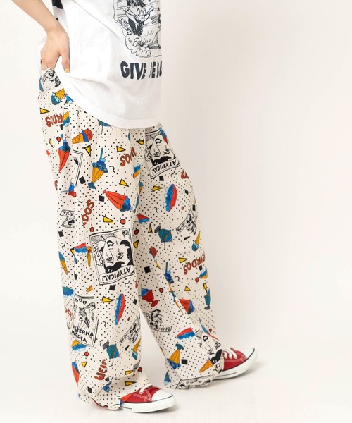 RNA(アールエヌエー)の「R4500 JUNKサンデープリントカーブシームパンツ(その他パンツ・レディース・ブラック/キナリ・MEDIUM)」の1枚目の写真