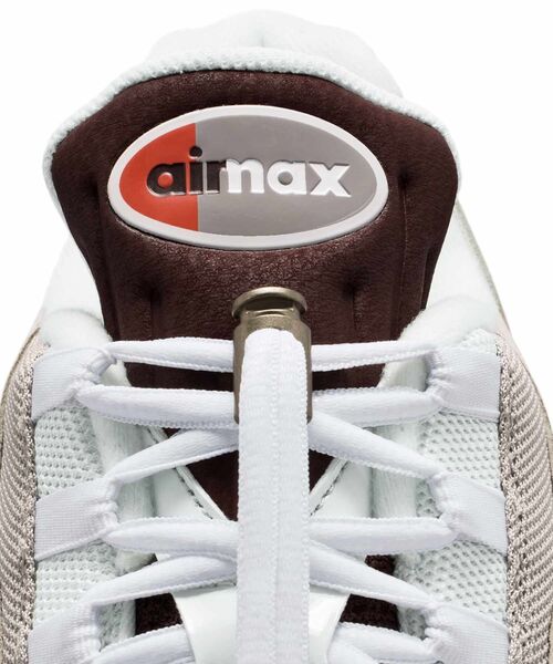 NIKE(ナイキ)の「ナイキ エア マックス 95 ビッグ バブル SE メンズシューズ / Nike Air Max 95 Big Bubble SE Men's Shoes IW1241-100 White(スニーカー・メンズ・ホワイト・26.5/26/30/29.5/29/28.5/25.5/25/24.5/28/27.5/27)」の14枚目の写真