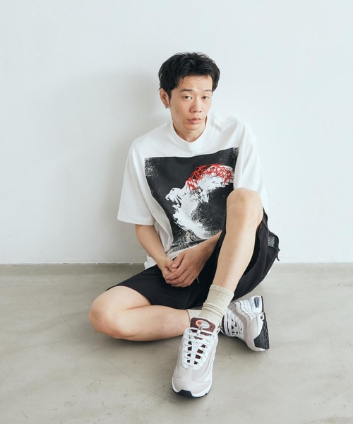 NIKE(ナイキ)の「ナイキ エア マックス 95 ビッグ バブル SE メンズシューズ / Nike Air Max 95 Big Bubble SE Men's Shoes IW1241-100 White(スニーカー・メンズ・ホワイト・26.5/26/30/29.5/29/28.5/25.5/25/24.5/28/27.5/27)」の2枚目の写真