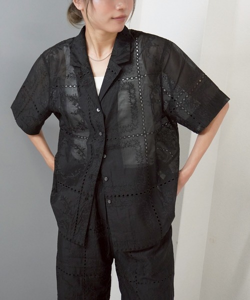 gossara(ゴサラ)の「"透け感×刺繍" 総刺繍半袖シャツジャケット(シャツ/ブラウス・レディース・オフホワイト/ブラウン/ブラック・FREE)」の21枚目の写真