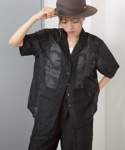 gossara(ゴサラ)の「"透け感×刺繍" 総刺繍半袖シャツジャケット(シャツ/ブラウス・レディース・オフホワイト/ブラウン/ブラック・FREE)」の8枚目の写真