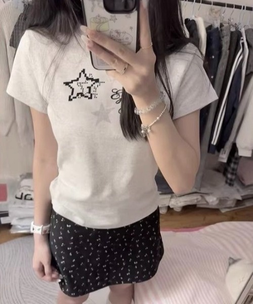 LADY LIKE(レディライク)の「スターロゴプリント半袖Tシャツ(Tシャツ/カットソー・レディース・ライトグレー/ホワイト/サックスブルー・M)」の5枚目の写真