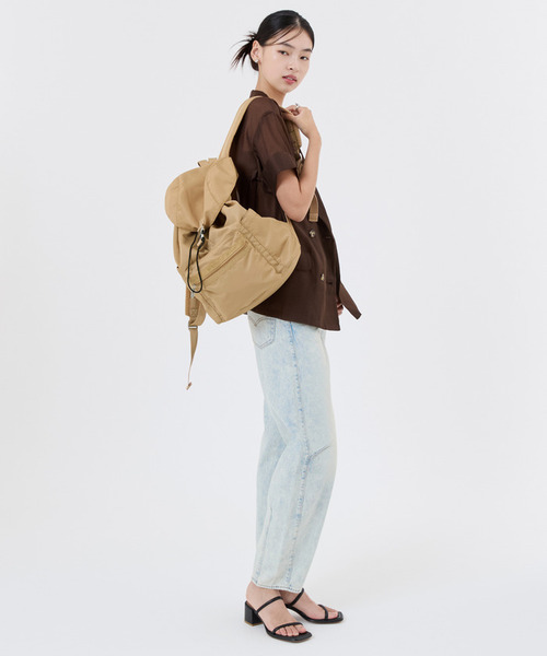 LeSportsac(レスポートサック)の「【LeSportsac×Megumi Kanzaki】SMART FLAP BACKPACK2 アップルジンジャー(バックパック/リュック・レディース・ベージュ・FREE)」の3枚目の写真