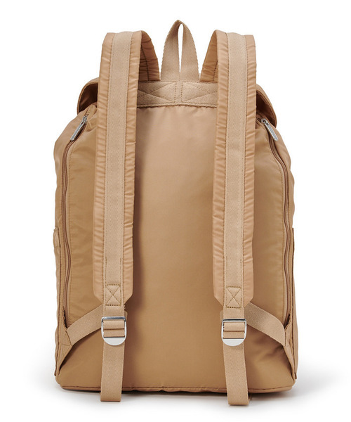 LeSportsac(レスポートサック)の「【LeSportsac×Megumi Kanzaki】SMART FLAP BACKPACK2 アップルジンジャー(バックパック/リュック・レディース・ベージュ・FREE)」の6枚目の写真