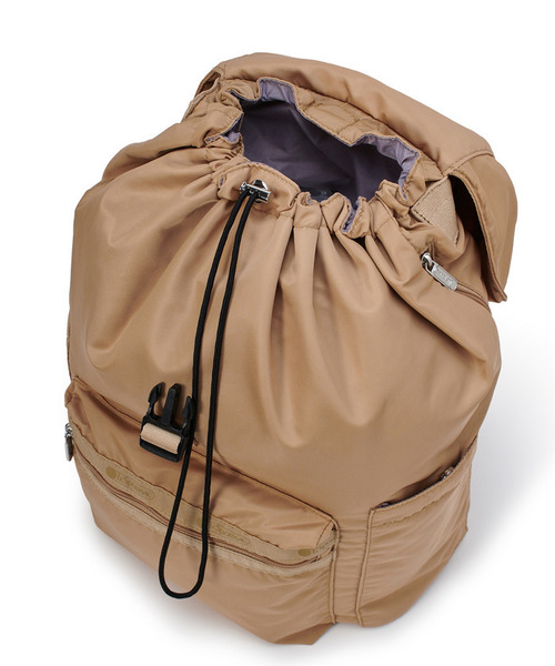 LeSportsac(レスポートサック)の「【LeSportsac×Megumi Kanzaki】SMART FLAP BACKPACK2 アップルジンジャー(バックパック/リュック・レディース・ベージュ・FREE)」の7枚目の写真