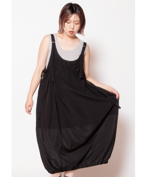OSMOSIS(オズモーシス)の「2WAYコクーンサロペットワンピース(ワンピース・レディース・ブラック/カーキ/ブルー・ONE SIZE)」の1枚目の写真