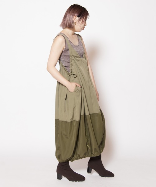 OSMOSIS(オズモーシス)の「2WAYコクーンサロペットワンピース(ワンピース・レディース・ブラック/カーキ/ブルー・ONE SIZE)」の19枚目の写真