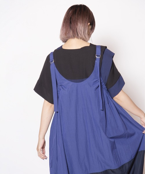 OSMOSIS(オズモーシス)の「2WAYコクーンサロペットワンピース(ワンピース・レディース・ブラック/カーキ/ブルー・ONE SIZE)」の13枚目の写真