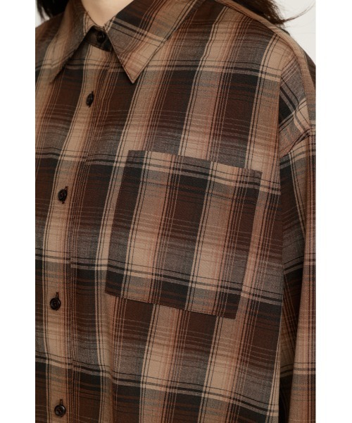 SLY(スライ)の「LOOSE CHECK SH ルーズチェックシャツ 夏服 秋服 冬服(シャツ/ブラウス・レディース・ブラック系その他2/ネイビー系/オレンジ系その他/ブラウン系その他2・FREE)」の17枚目の写真