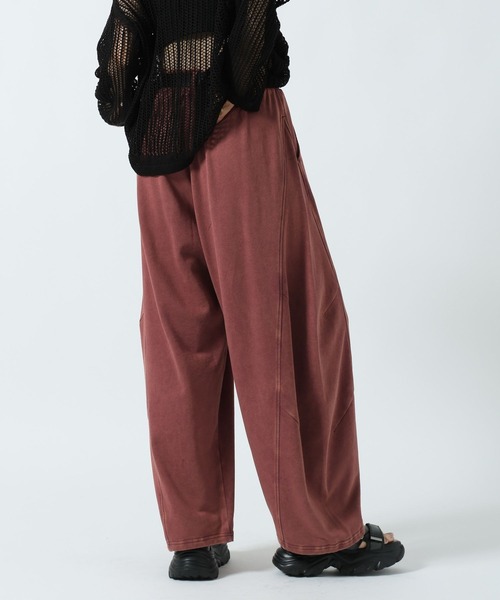 PAGEBOY(ページボーイ)の「コクーンタックスウェットパンツ【ドローコード付き/シルエット変化可能】(スウェットパンツ・レディース・グレー/ブラック/ワイン・FREE)」の18枚目の写真