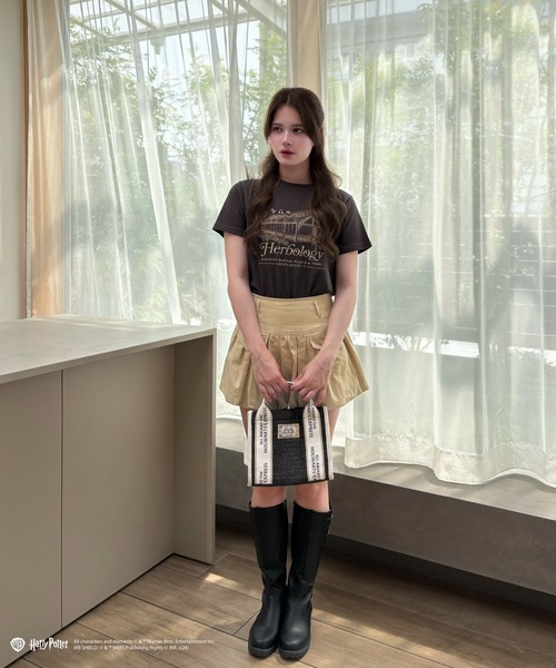my twilight（マイトワイライト）の「【Harry Potter】ホグワーツ特急 サマー ミニトートバッグ（ハンドバッグ・レディース・ベージュ/ブラック/オフホワイト・FREE）」の8枚目の写真