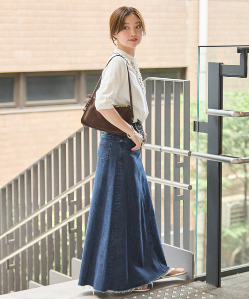 IENA(イエナ)の「YANUK/ヤヌーク 別注 Flare Long Skirt スカート(デニムスカート・レディース・ネイビー・SMALL/MEDIUM/LARGE)」の15枚目の写真