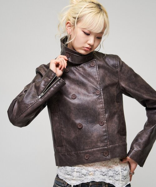 WHO'S WHO gallery(フーズフーギャラリー)の「【26AW LOOK掲載品番】スタンドレザーWジャケット(ブルゾン・レディース・パープル/ブラウン/ブラック・FREE)」の15枚目の写真