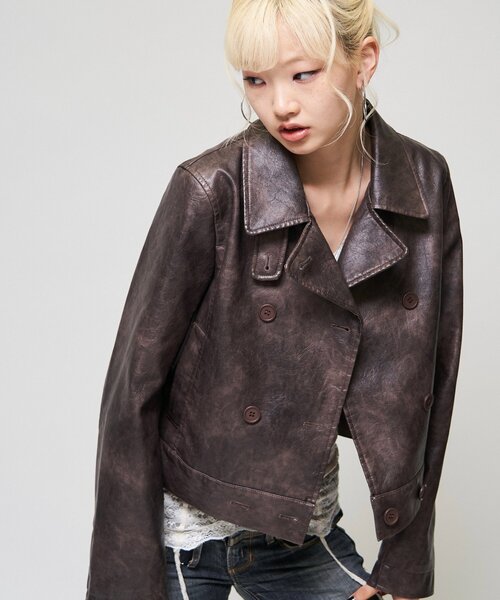 WHO'S WHO gallery(フーズフーギャラリー)の「【26AW LOOK掲載品番】スタンドレザーWジャケット(ブルゾン・レディース・パープル/ブラウン/ブラック・FREE)」の21枚目の写真