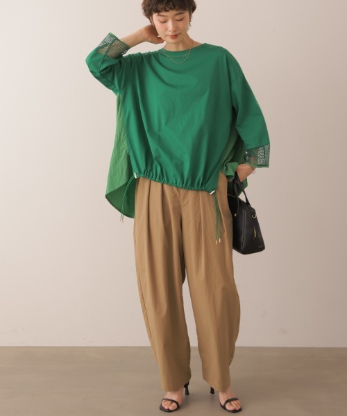 Bou Jeloud(ブージュルード)の「袖レースバックプリーツプルオーバー(Tシャツ/カットソー・レディース・ブラック/グレイッシュベージュ/グリーン・FREE)」の10枚目の写真
