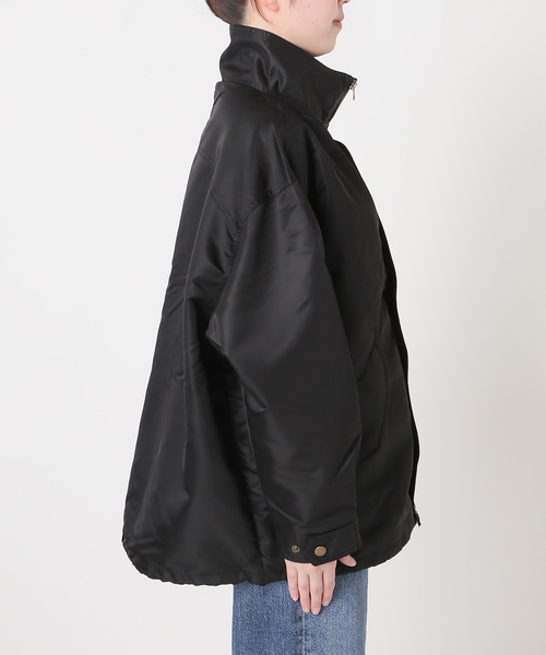 journal standard L'essage(ジャーナルスタンダードレサージュ)の「ILL ONE EIGHTY/イル ワンエイティ 別注 ブルゾン(ナイロンジャケット・レディース・カーキ/ブラック・FREE)」の17枚目の写真