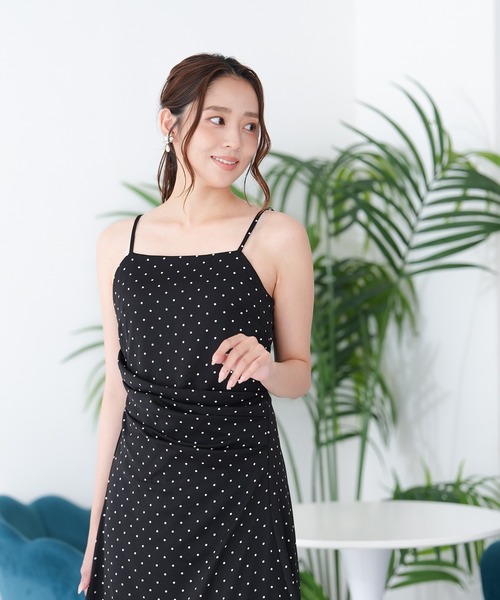 ASTORIA ODIER(アストリアオディール)の「ドレープキャミワンピース(ワンピース・レディース・ホワイト/ブラック・MEDIUM)」の6枚目の写真