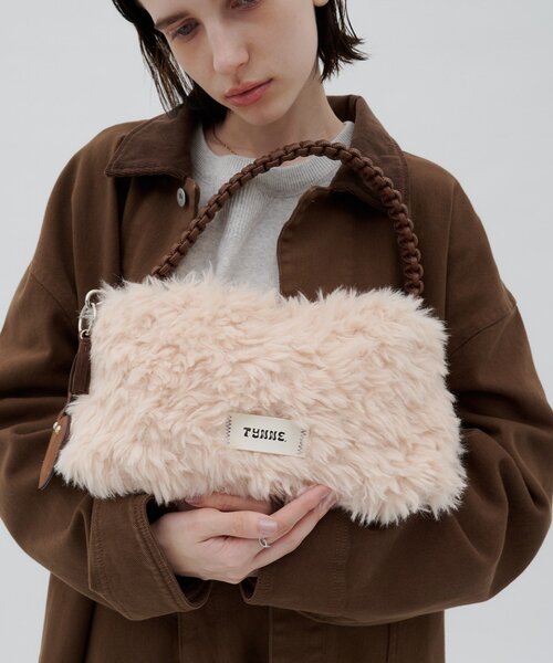 CIAOPANIC TYPY(チャオパニックティピー)の「:ZOZO限定【TYNNE.】チャーム付き合皮ロープデザインファーBAG(ショルダーバッグ・レディース・ブラウン/ブラック・ONE SIZE)」の2枚目の写真