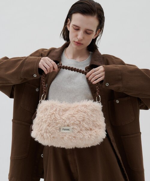 CIAOPANIC TYPY(チャオパニックティピー)の「:ZOZO限定【TYNNE.】チャーム付き合皮ロープデザインファーBAG(ショルダーバッグ・レディース・ブラウン/ブラック・ONE SIZE)」の11枚目の写真