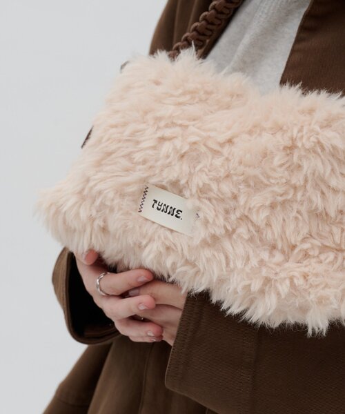 CIAOPANIC TYPY(チャオパニックティピー)の「:ZOZO限定【TYNNE.】チャーム付き合皮ロープデザインファーBAG(ショルダーバッグ・レディース・ブラウン/ブラック・ONE SIZE)」の14枚目の写真