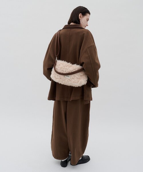 CIAOPANIC TYPY(チャオパニックティピー)の「:ZOZO限定【TYNNE.】チャーム付き合皮ロープデザインファーBAG(ショルダーバッグ・レディース・ブラウン/ブラック・ONE SIZE)」の16枚目の写真