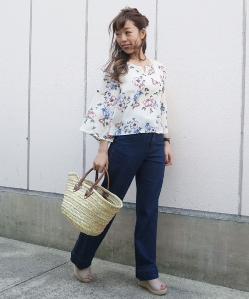 Chico（チコ）の「花柄スキッパーブラウス（シャツ/ブラウス・レディース・その他1/その他2/オフホワイト/ミント・FREE）」の19枚目の写真