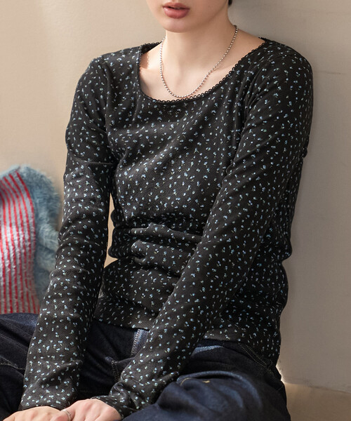 FREAK'S STORE(フリークスストア)の「小花柄 フライスカットソー/花柄カットソー(Tシャツ/カットソー・レディース・オフホワイト/ブラック/ネイビー・フリ-)」の14枚目の写真