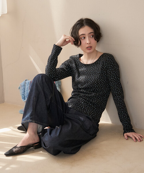 FREAK'S STORE(フリークスストア)の「小花柄 フライスカットソー/花柄カットソー(Tシャツ/カットソー・レディース・オフホワイト/ブラック/ネイビー・フリ-)」の18枚目の写真