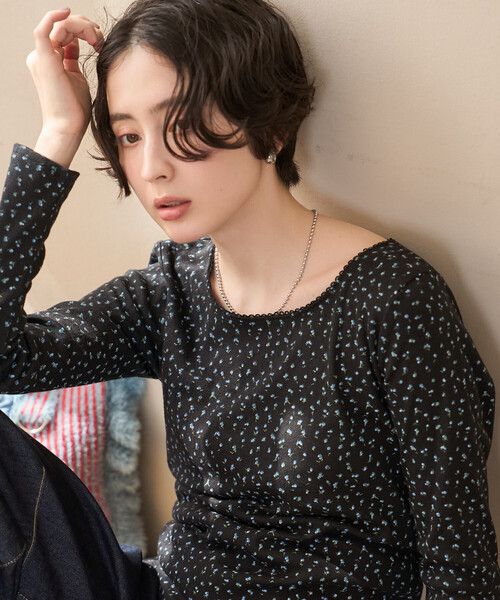 FREAK'S STORE(フリークスストア)の「小花柄 フライスカットソー/花柄カットソー(Tシャツ/カットソー・レディース・オフホワイト/ブラック/ネイビー・フリ-)」の22枚目の写真