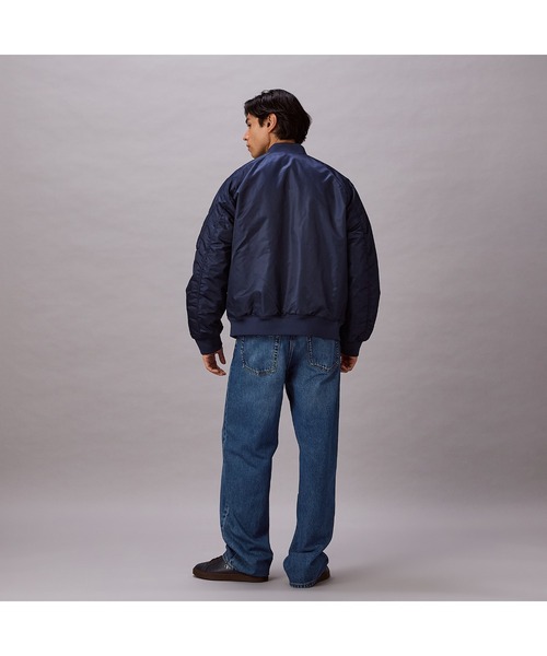 Calvin Klein(カルバン・クライン)の「ジャケット- ロングスリーブナイロンボンバージャケット(その他アウター・メンズ・ネイビー/オリーブ・L/M/S)」の10枚目の写真