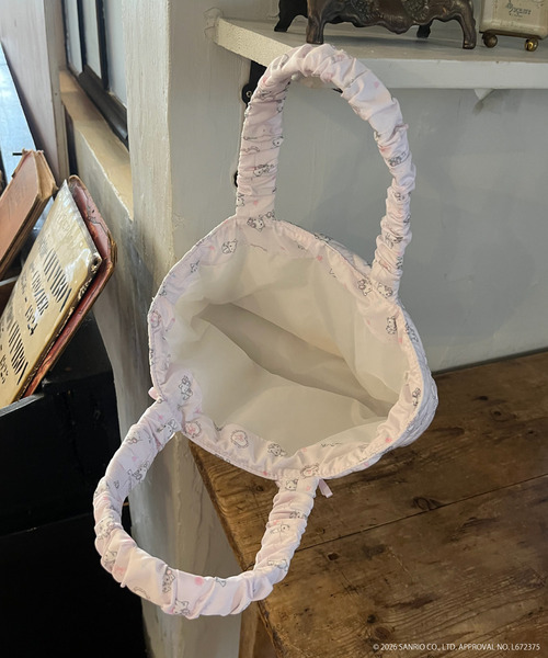 sanrio（サンリオ）の「【CHARMMY KITTY】 QUILTING FRILL MINI BAG（ハンドバッグ・レディース・ブルー/ピンク/オフホワイト・FREE）」の21枚目の写真
