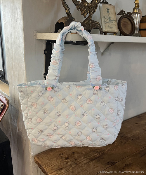 sanrio（サンリオ）の「【CHARMMY KITTY】 QUILTING FRILL MINI BAG（ハンドバッグ・レディース・ブルー/ピンク/オフホワイト・FREE）」の11枚目の写真