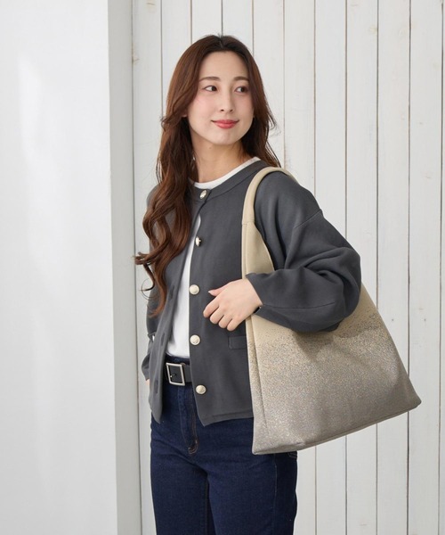 ROOTOTE(ルートート)の「ルートート / トートバッグ A4 ワンショルダー ニット ラメ 肩掛け 三角形 LT.ラウンド.メタルグラデ.ニット-A(トートバッグ・レディース・シルバー系その他/ゴールド系その他・FREE)」の11枚目の写真
