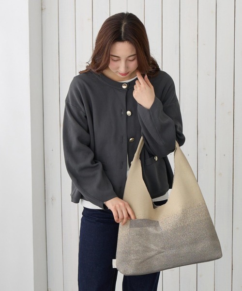 ROOTOTE(ルートート)の「ルートート / トートバッグ A4 ワンショルダー ニット ラメ 肩掛け 三角形 LT.ラウンド.メタルグラデ.ニット-A(トートバッグ・レディース・シルバー系その他/ゴールド系その他・FREE)」の3枚目の写真