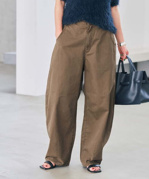 Spick & Span（スピックアンドスパン）の「《追加》カーブチノ（チノパンツ・レディース・モカ/ベージュ・38/36/34）」の2枚目の写真