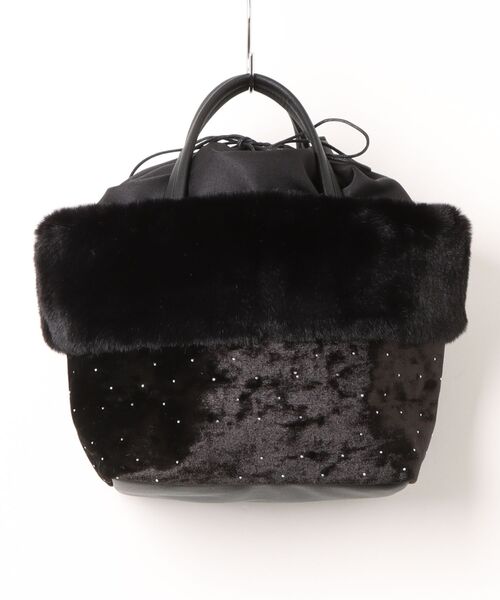 cache cache(カシュ カシュ)の「カシュカシュ cachecache / エコファー切り替えキラキラトートバッグ(トートバッグ・レディース・アイボリー/ブラック・FREE)」の2枚目の写真