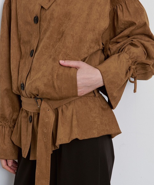 Ezick(エジック)の「2WAY neck スウェードライクバルーンブルゾン(その他アウター・レディース・ダークブラウン/キャメル・FREE)」の3枚目の写真