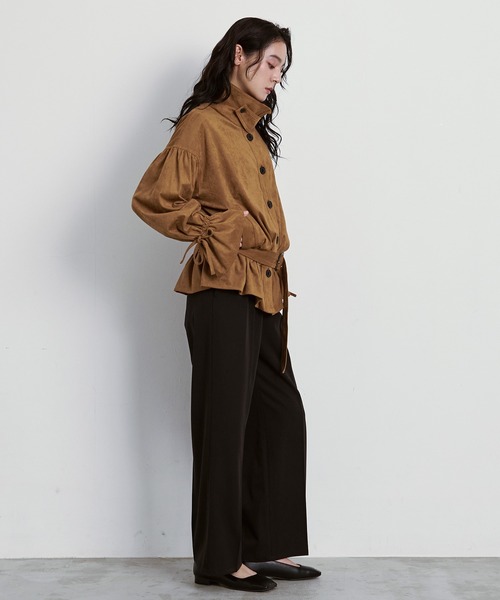 Ezick(エジック)の「2WAY neck スウェードライクバルーンブルゾン(その他アウター・レディース・ダークブラウン/キャメル・FREE)」の5枚目の写真